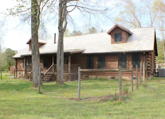 Property at 512 E Valley Rd NE, Rydal, GA 30171, 4 beds, 2 baths