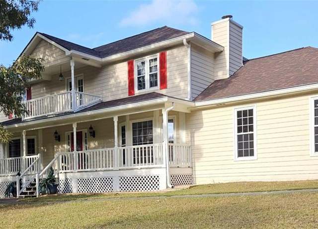 Property at 4335 Commodore Rd, Powder Springs, GA 30127, 5 beds, 2.5 baths