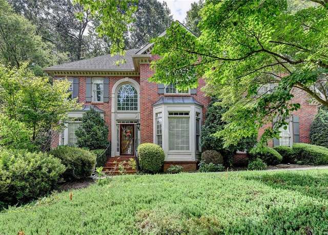Property at 1200 Lake Washington Cir, Lawrenceville, GA 30043, 5 beds, 4.5 baths