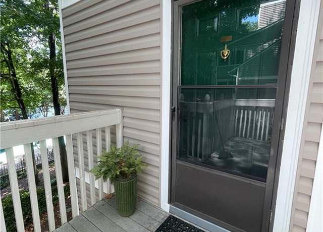 Property at 204 Wynnes Ridge Cir SE, Marietta, GA 30067, 1 bed, 1 bath