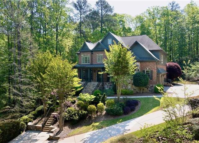 Property at 310 Anders Path, Marietta, GA 30064, 5 beds, 4.5 baths