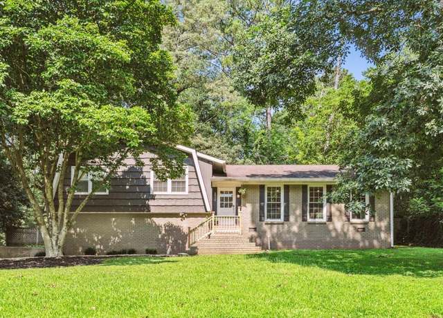 Property at 5510 Stoneybrook Ct SE, Mableton, GA 30126, 3 beds, 2 baths