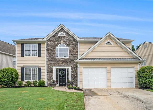 Property at 1040 Crabapple Lake Cir, Roswell, GA 30076, 4 beds, 2.5 baths