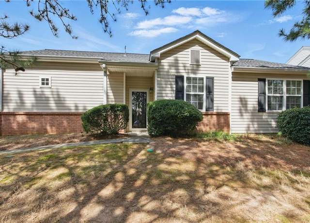 Property at 129 Swanee Ln, Woodstock, GA 30188, 3 beds, 2 baths