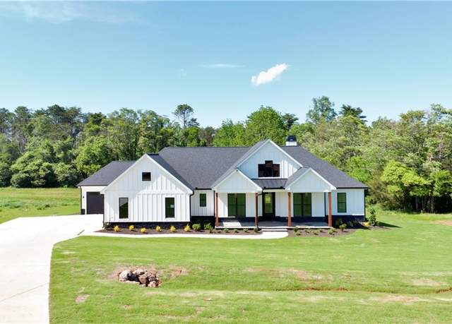 Property at 300 Eminence Peak, Rydal, GA 30171, 4 beds, 3.5 baths