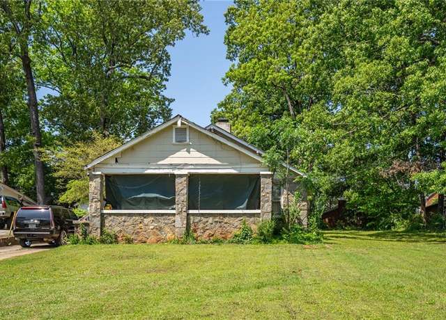 Property at 3233 N Fulton Ave, Hapeville, GA 30354, 3 beds, 2 baths