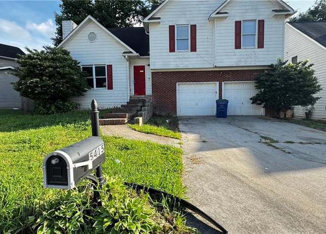 Property at 5415 Twin Lakes Dr, Atlanta, GA 30349, 4 beds, 2 baths