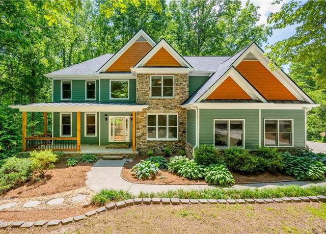 Property at 565 Brights Way, Dawsonville, GA 30534, 5 beds, 4 baths