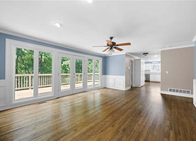 Property at 2108 Yorkshire Ct, Woodstock, GA 30189, 5 beds, 2.5 baths