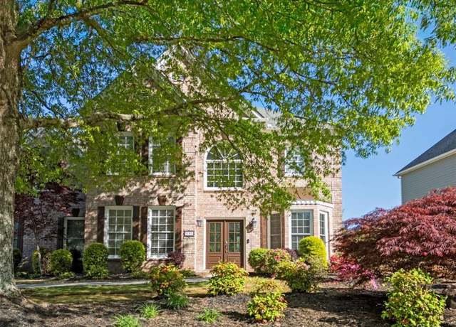 Property at 630 Bluff Oak Ct, Roswell, GA 30076, 4 beds, 2.5 baths