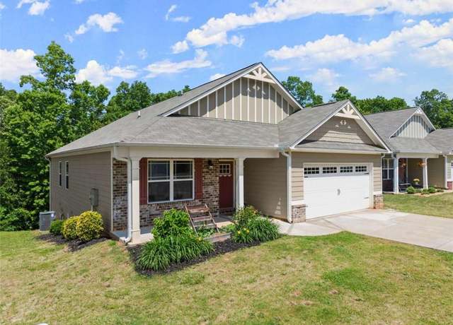 Property at 185 Sugar Creek Dr, Cornelia, GA 30531, 3 beds, 2 baths