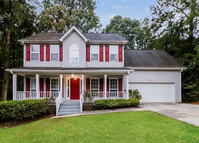 Property at 5526 Chestnut Creek Ln, Flowery Branch, GA 30542, 4 beds, 2.5 baths