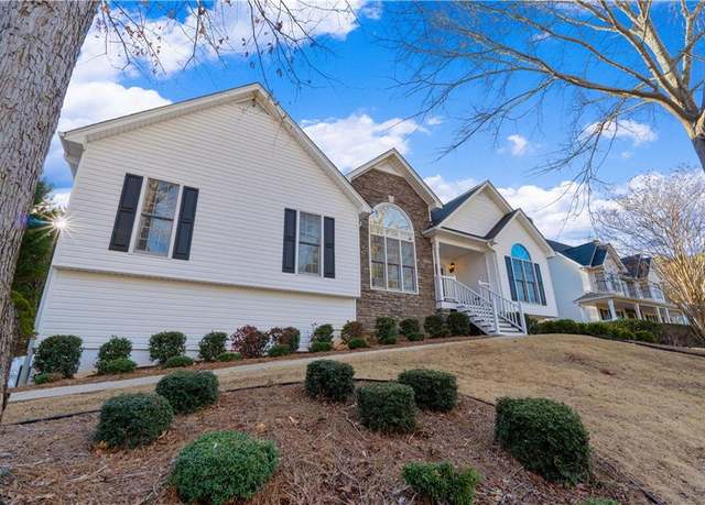 Property at 17 Vickers Pl, Douglasville, GA 30134, 3 beds, 2 baths