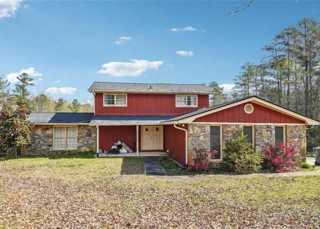 Property at 270 Oak Ridge Rd, Covington, GA 30016, 5 beds, 4 baths