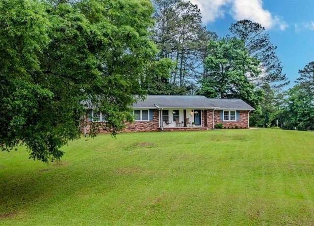 Property at 818 Shannon Cir, Rome, GA 30161, 3 beds, 2 baths