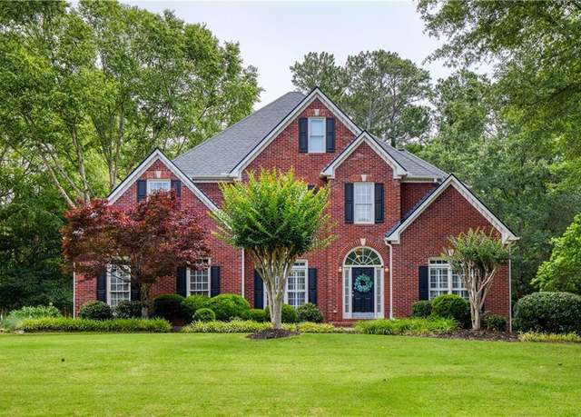 Property at 610 Woodstream Ct, Roswell, GA 30075, 4 beds, 5.5 baths
