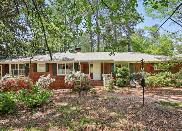 Property at 671 Valley Green Dr NE, Atlanta, GA 30342, 3 beds, 3 baths