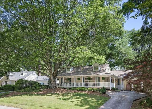 Property at 2515 Ridgewood Rd NW, Atlanta, GA 30318, 3 beds, 2 baths