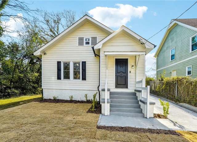 Property at 1382 Elizabeth Ln, Atlanta, GA 30344, 3 beds, 2 baths