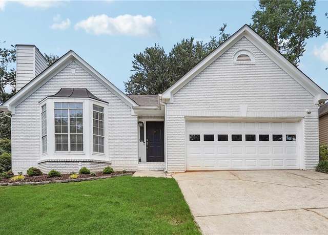 Property at 645 Ruxbury Ct, Suwanee, GA 30024, 3 beds, 2 baths