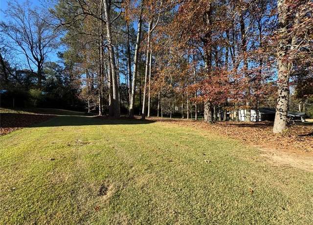Property at 2031 Hemlock Trl, Snellville, GA 30078