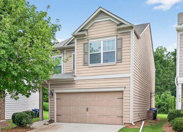 Property at 208 Highland Pointe Cir E, Dawsonville, GA 30534, 4 beds, 2.5 baths