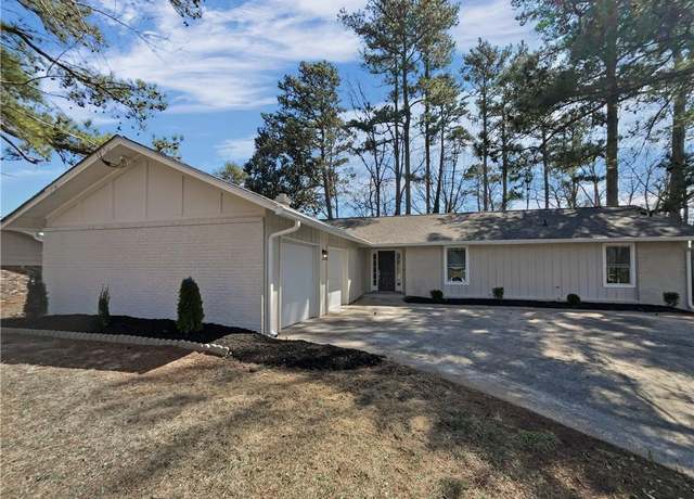 Property at 5520 Morning Creek Cir, Atlanta, GA 30349, 3 beds, 2 baths