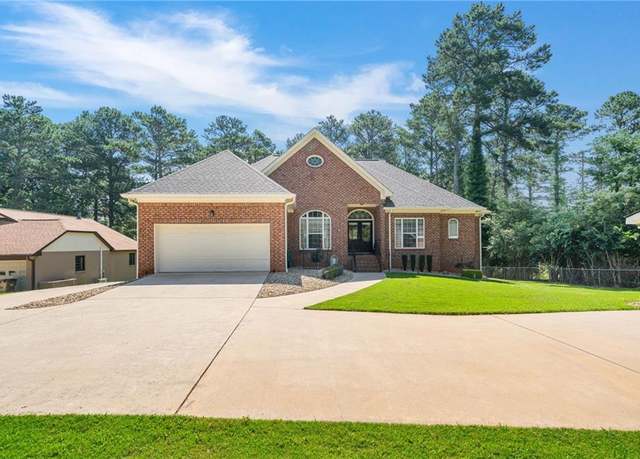 Property at 6642 Crestwood Peninsula, Flowery Branch, GA 30542, 4 beds, 4 baths