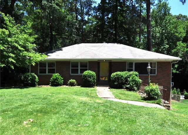 Property at 1305 Lenox Cir, Atlanta, GA 30306, 3 beds, 2 baths