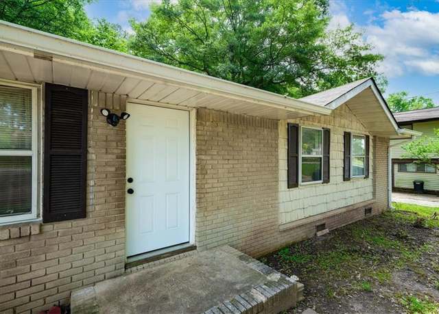 Property at 6516 Maddox Rd, Morrow, GA 30260, 3 beds, 1.5 baths