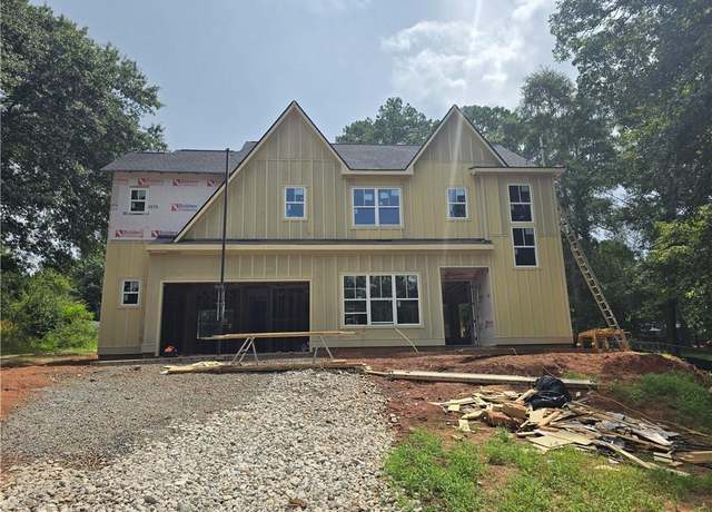 Property at 3920 Bellair Dr, Marietta, GA 30066, 4 beds, 4 baths