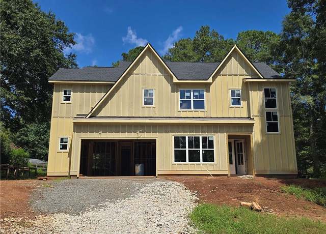 Property at 3920 Bellair Dr, Marietta, GA 30066, 4 beds, 4 baths