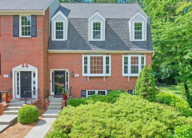 Property at 701 Dunwoody Chace, Atlanta, GA 30328, 3 beds, 3.5 baths