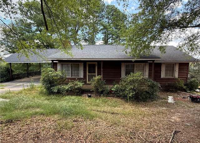 Property at 3273 N Bogan Rd, Buford, GA 30519, 3 beds, 2 baths