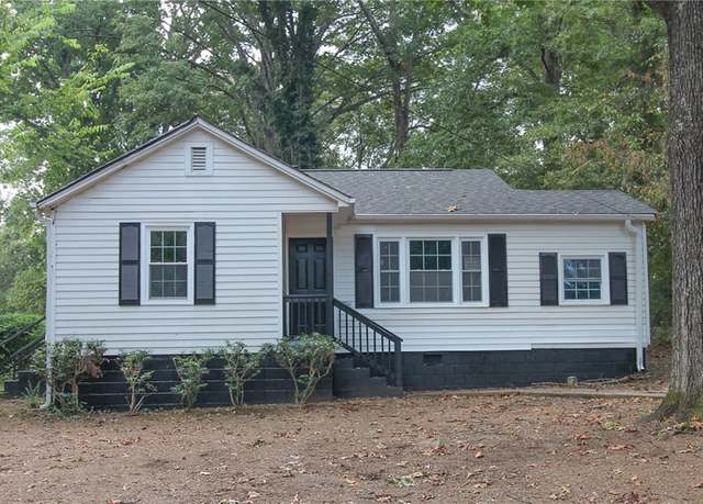 Property at 3423 Glen Rd, Decatur, GA 30032, 3 beds, 2 baths