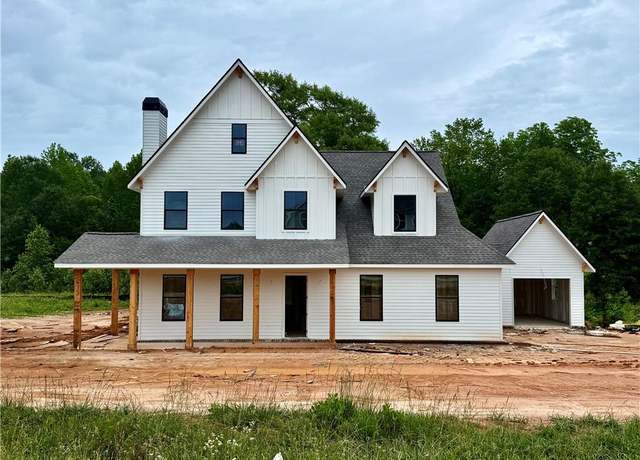 Property at 95 Old Town Rd, Dacula, GA 30019, 4 beds, 4.5 baths