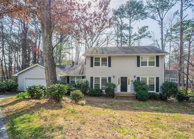Property at 4641 Waterford Ct, Atlanta, GA 30338, 4 beds, 3 baths