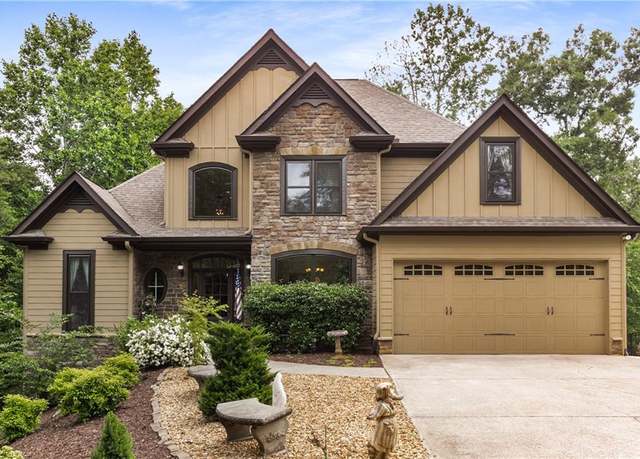 Property at 5966 Wellington Ave, Gainesville, GA 30506, 4 beds, 2.5 baths