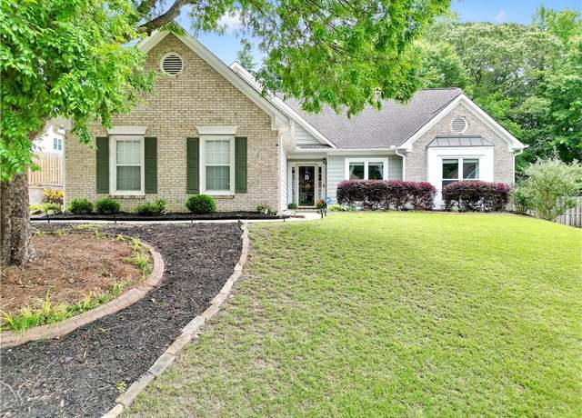 Property at 3320 Goldmist Dr, Buford, GA 30519, 3 beds, 2 baths