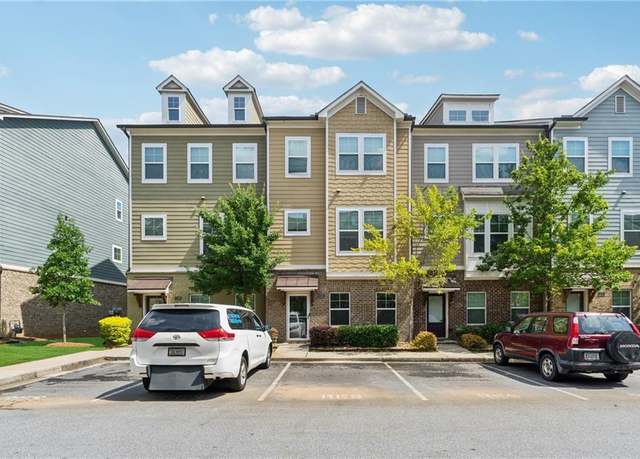 Property at 2161 Colvin Ct, Atlanta, GA 30318, 3 beds, 3.5 baths