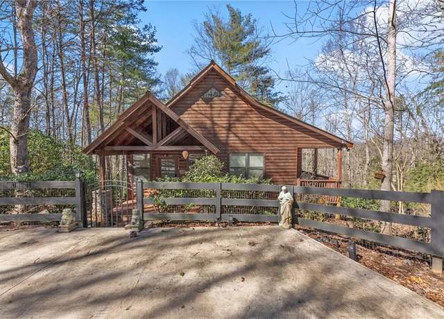 Property at 157 Beechwood Dr, Cleveland, GA 30528, 2 beds, 3 baths
