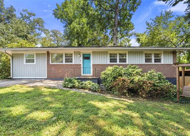 Property at 811 Whelchel Dr, Decatur, GA 30033, 3 beds, 2 baths