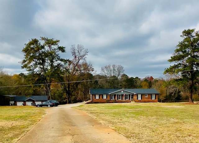 Property at 1824 Smith Store Rd, Covington, GA 30016, 6 beds, 3 baths