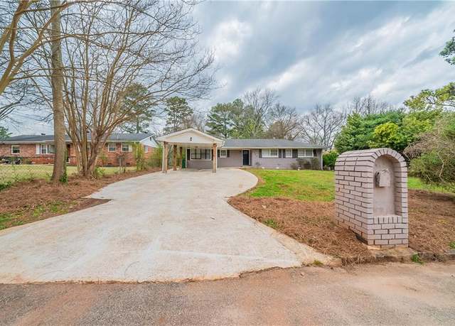 Property at 3680 Brookcrest Cir, Decatur, GA 30032, 5 beds, 2.5 baths