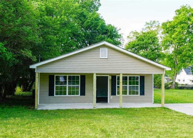 Property at 212 Cobb St, Cedartown, GA 30125, 3 beds, 2 baths
