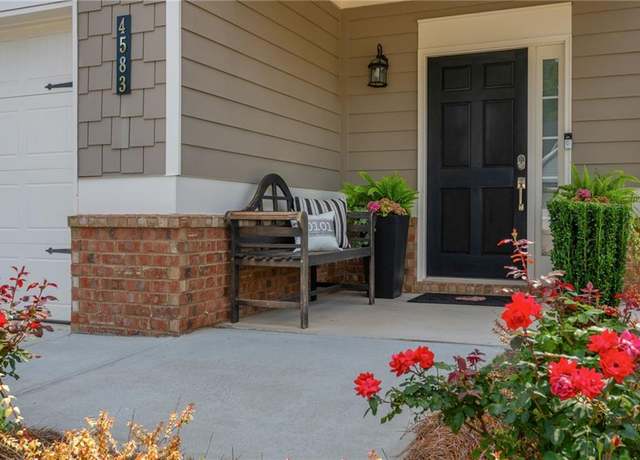 Property at 4583 Grenadine Cir, Acworth, GA 30101, 3 beds, 2.5 baths