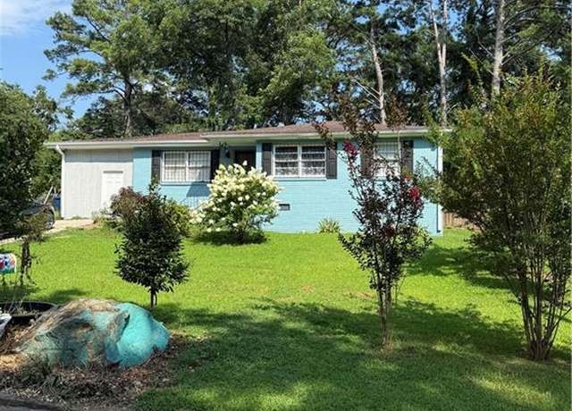 Property at 1111 Regis Rd SE, Atlanta, GA 30315, 3 beds, 1 bath