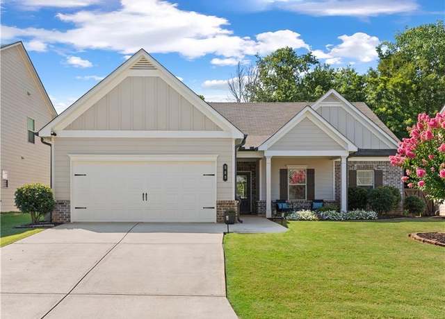 Property at 383 Brighton Park Cir, Hoschton, GA 30548, 4 beds, 2 baths