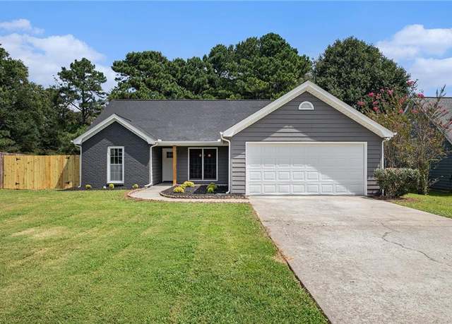 Property at 20 Bacchus Dr, Lawrenceville, GA 30045, 3 beds, 2 baths