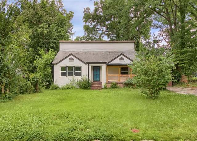 Property at 444 Sargent Dr SE, Atlanta, GA 30315, 4 beds, 3 baths